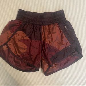 Lululemon Reflective shorts